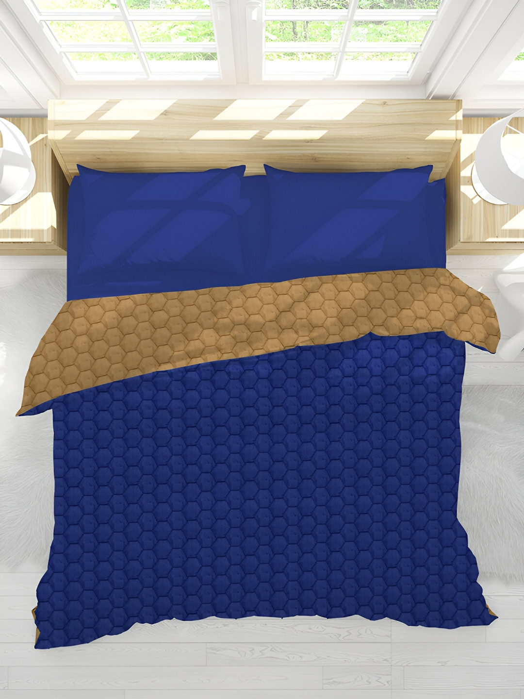 

Sassoon Blue & Brown Geometric Mild Winter 150 GSM Double Bed Reversible Quilt