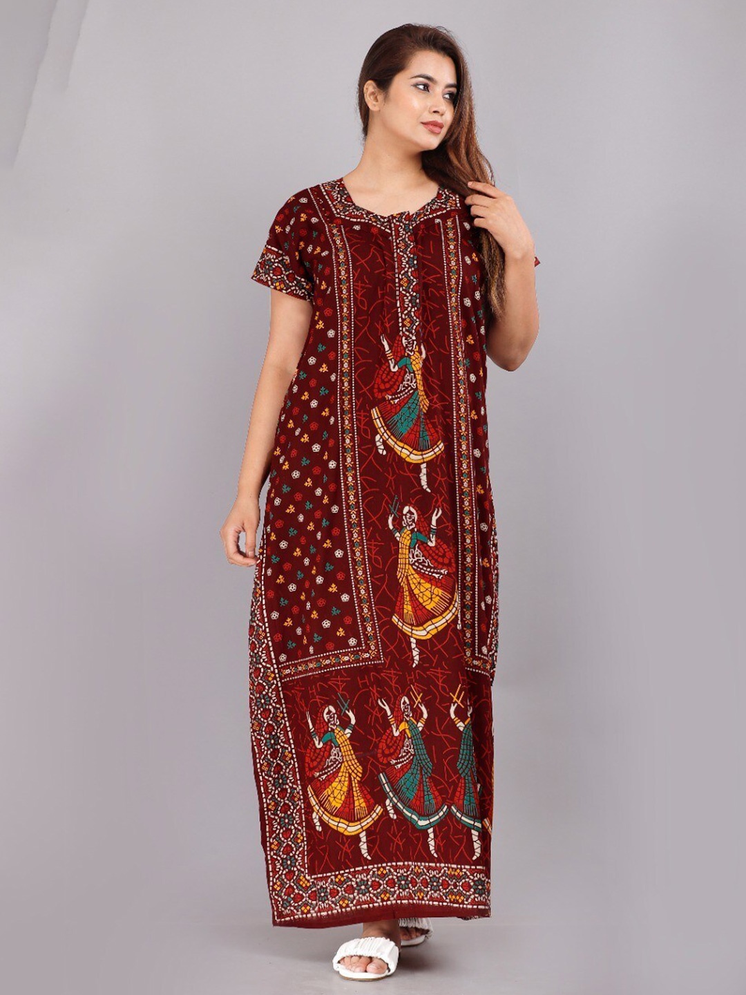 

JVSP FASHION Ethnic Motifs Printed Square Neck Maxi Nightdress, Maroon