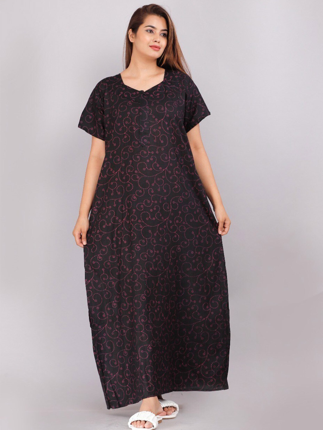 

JVSP FASHION Floral Printed Square Neck Maxi Nightdress, Black