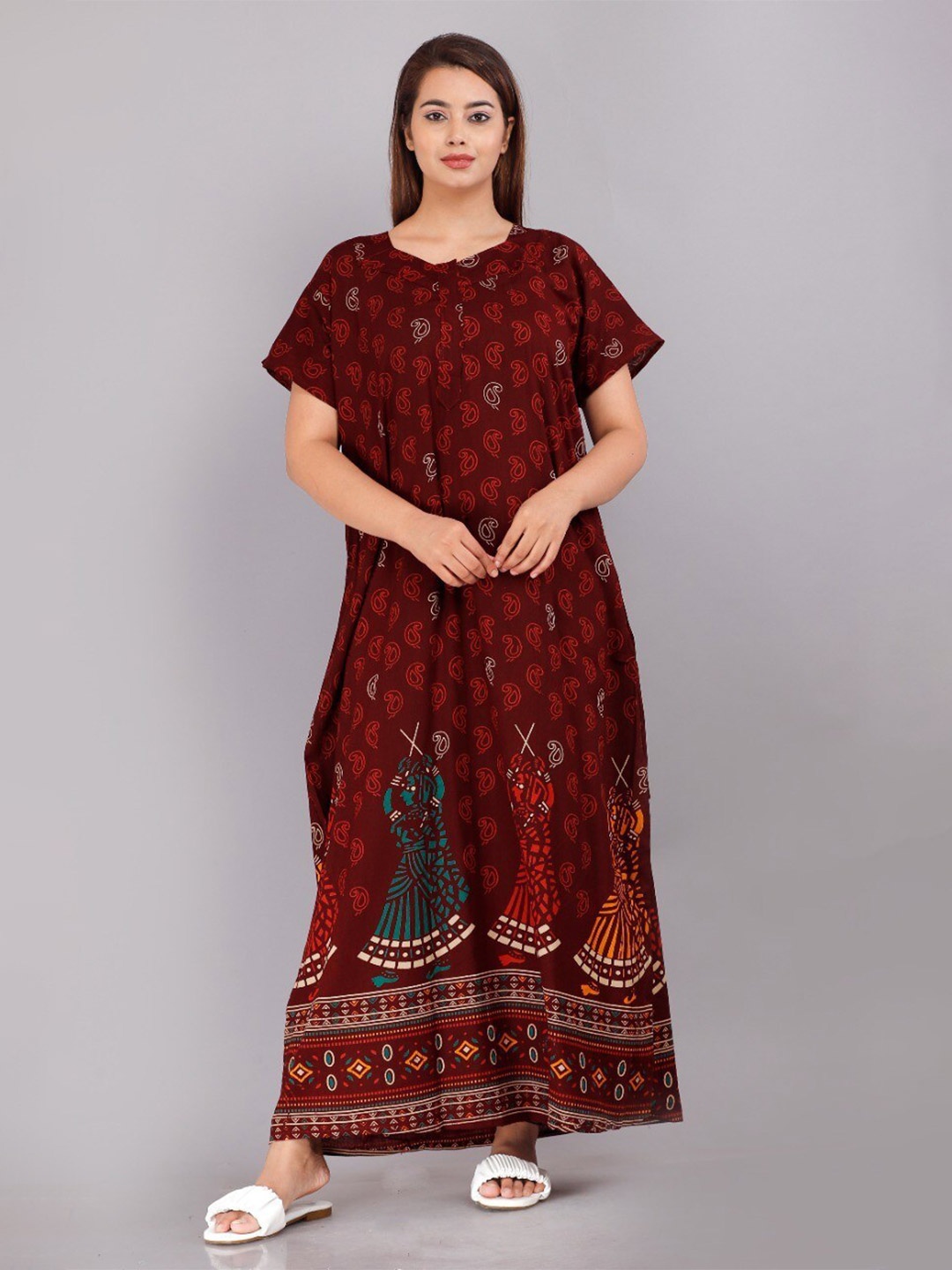 

JVSP FASHION Ethnic Motifs Printed Square Neck Maxi Nightdress, Maroon