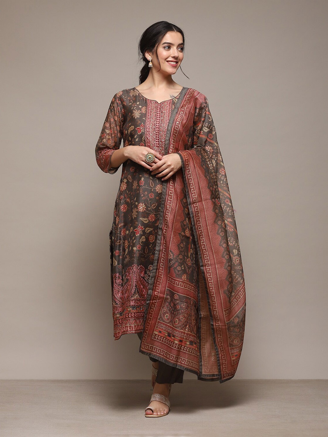 

Biba Floral Printed Unstitched Dress Material, Grey