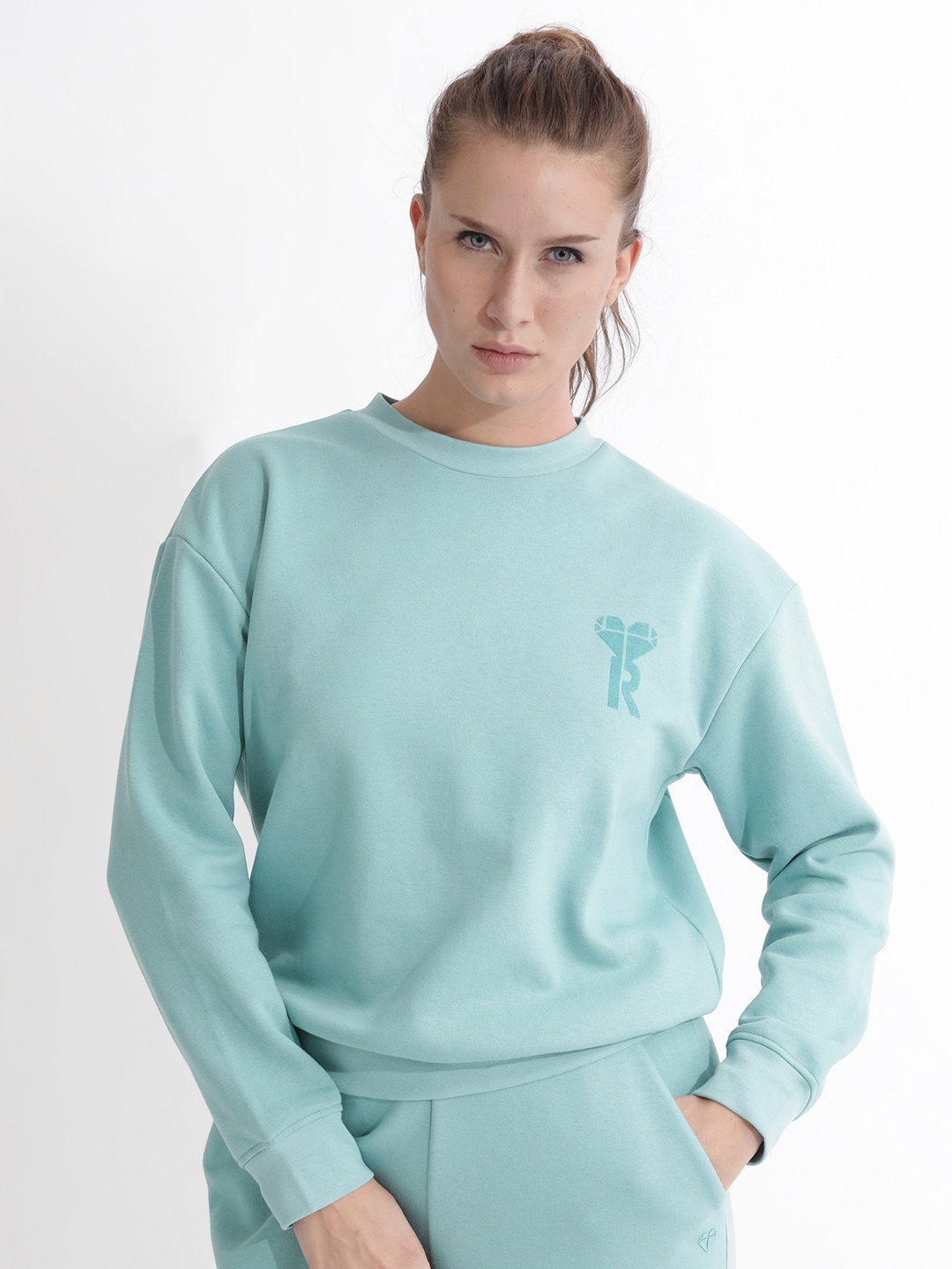 

RAREISM Round Neck Cotton Sweatshirt, Turquoise blue