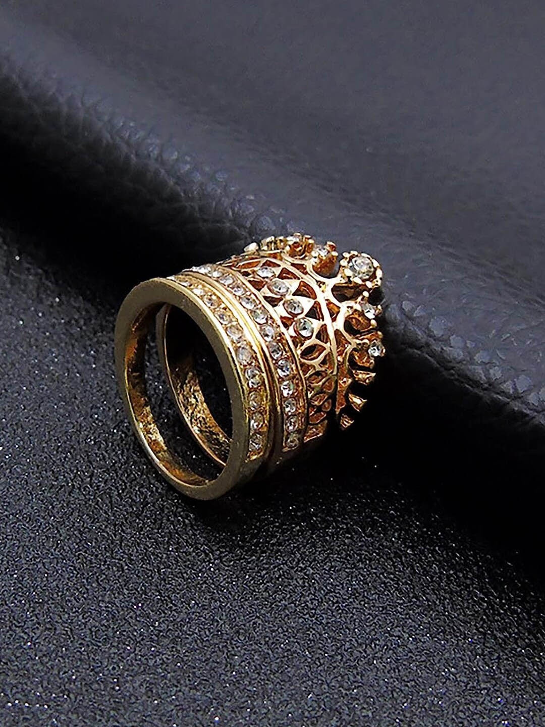 

OOMPH CZ-Studded Crown Finger Ring, Gold