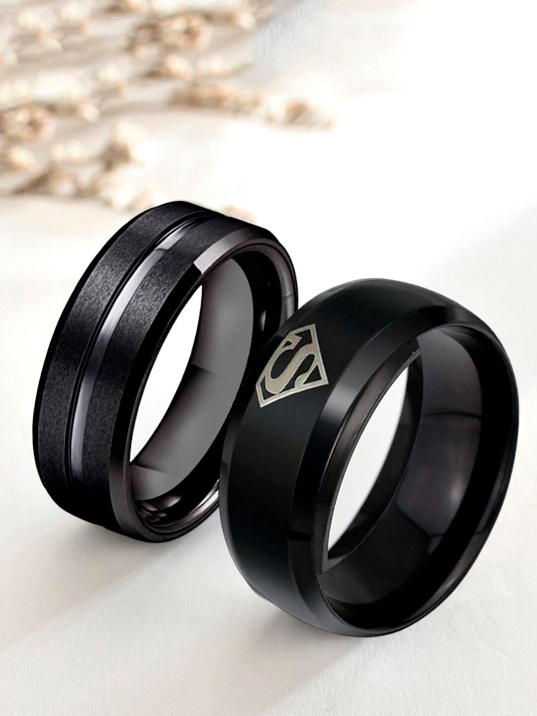 

OOMPH Men Set Of 2 Finger Rings, Black
