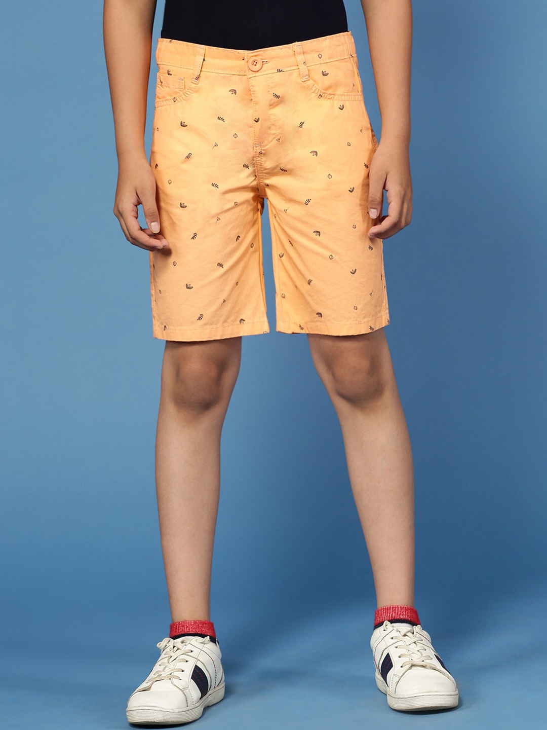 

PIPIN Boys Printed Mid-Rise Cotton Shorts, Orange