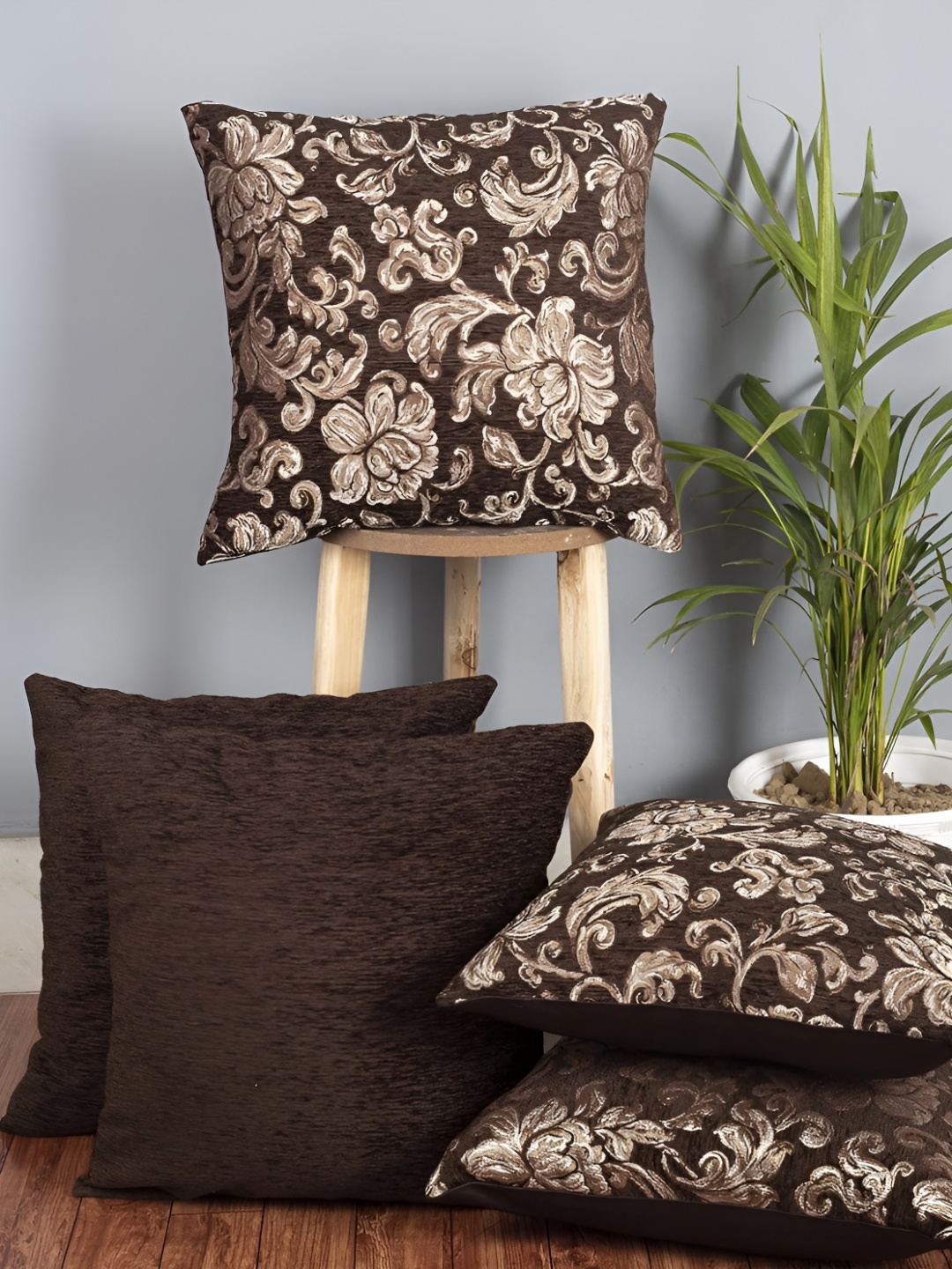 

CAZIMO Brown & Gold-Toned 5 Pieces Floral Textured Jacquard Square Cushion Covers