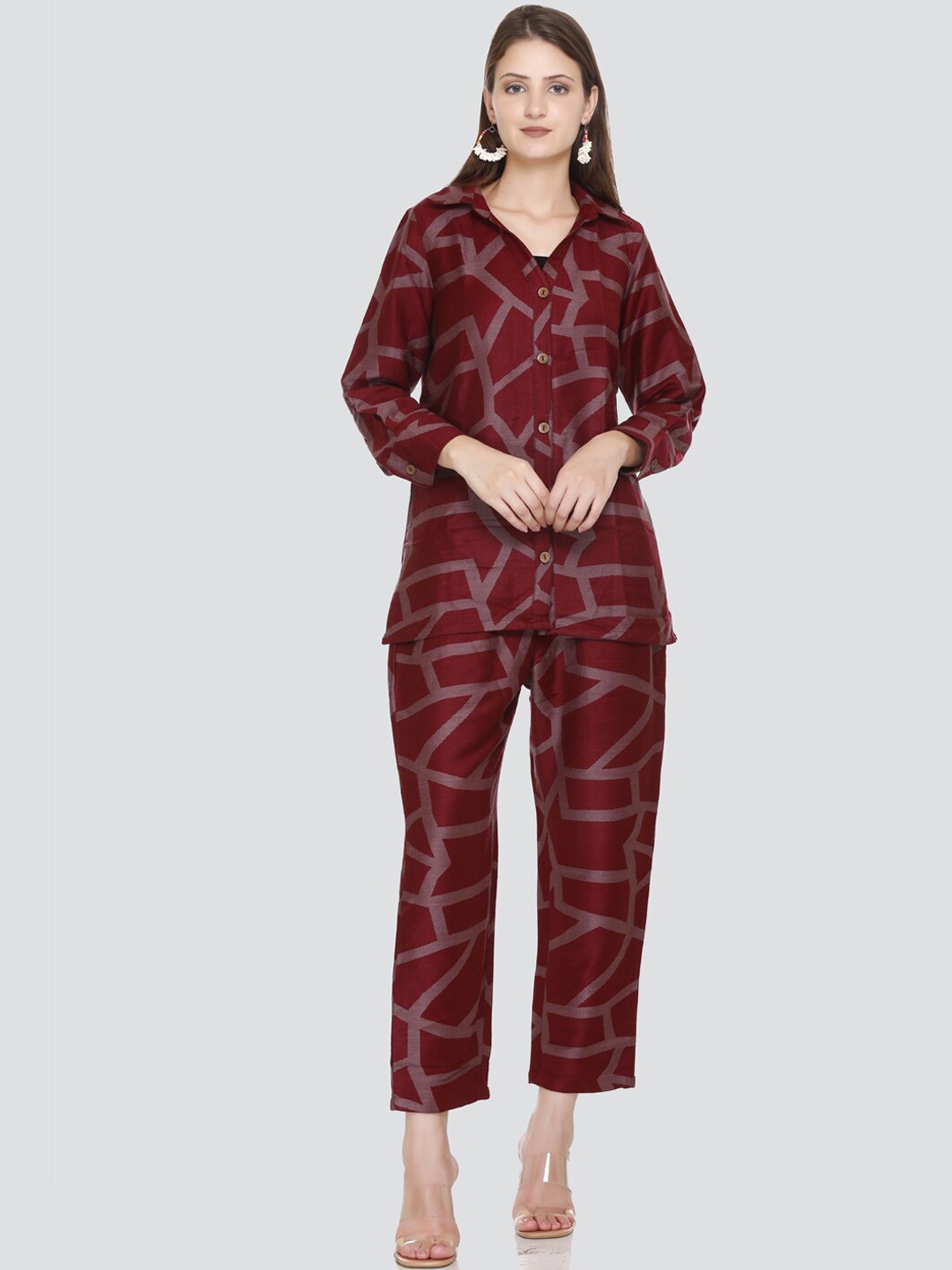 

HOUSE OF KIRNA'S WITH LOGO OF HOK Printed Acrylic Tunic & Trousers, Maroon