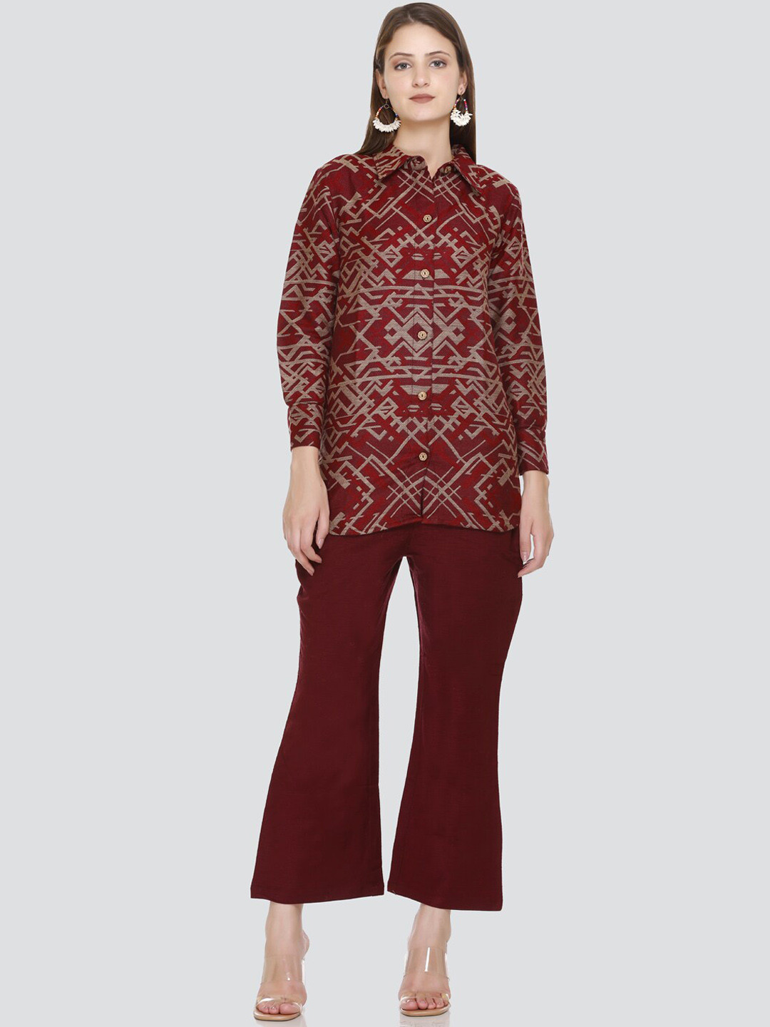 

HOUSE OF KIRNA'S WITH LOGO OF HOK Printed Collar Neck Tunic & Trousers Co-Ords, Purple