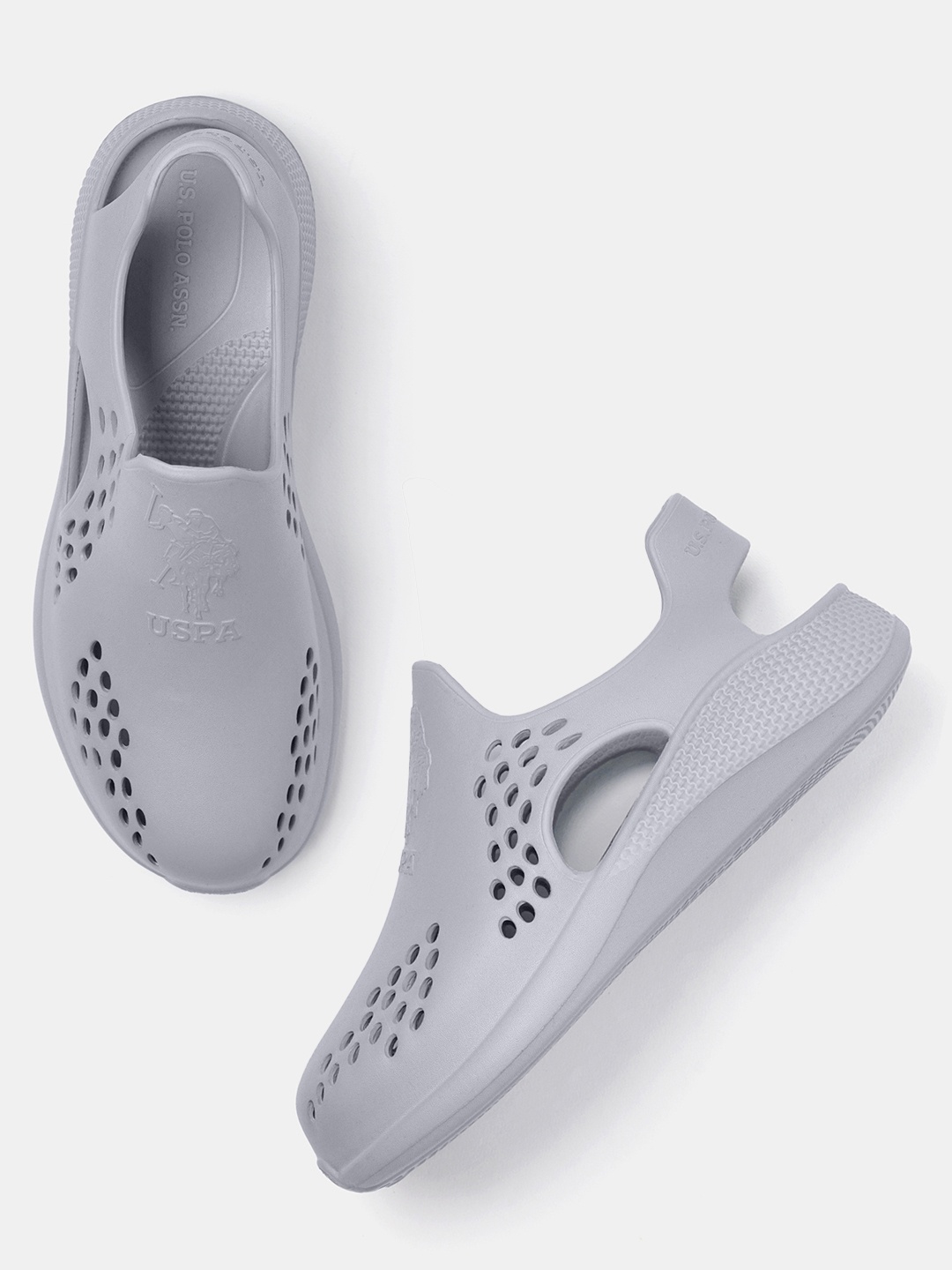 

U.S. Polo Assn. Men Noan Foam Walk Clogs, Grey