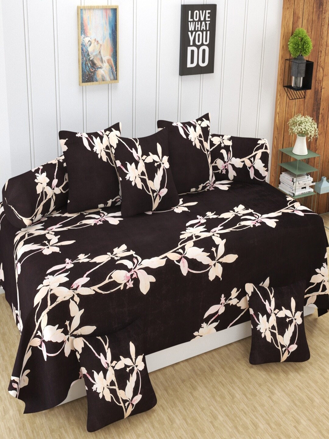 

Homefab India Brown & Pink 8 Pieces Printed Diwan Set