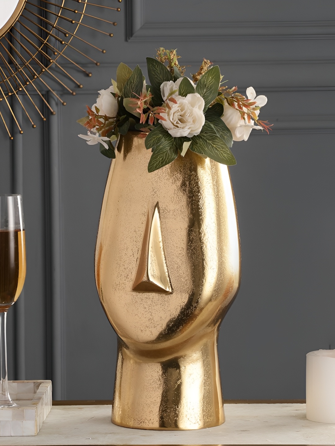 

Decor de Maison Gold-Toned Flat Face Metal Vase