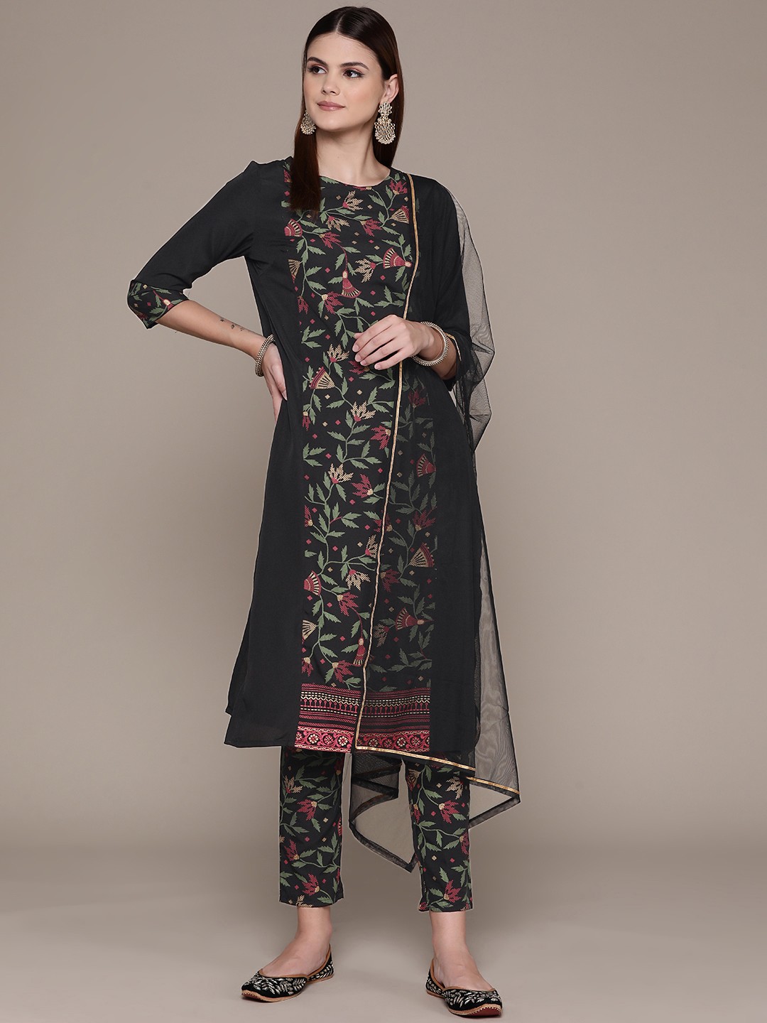 

ZIYAA Floral Printed Kurta with Trousers & Dupatta, Black