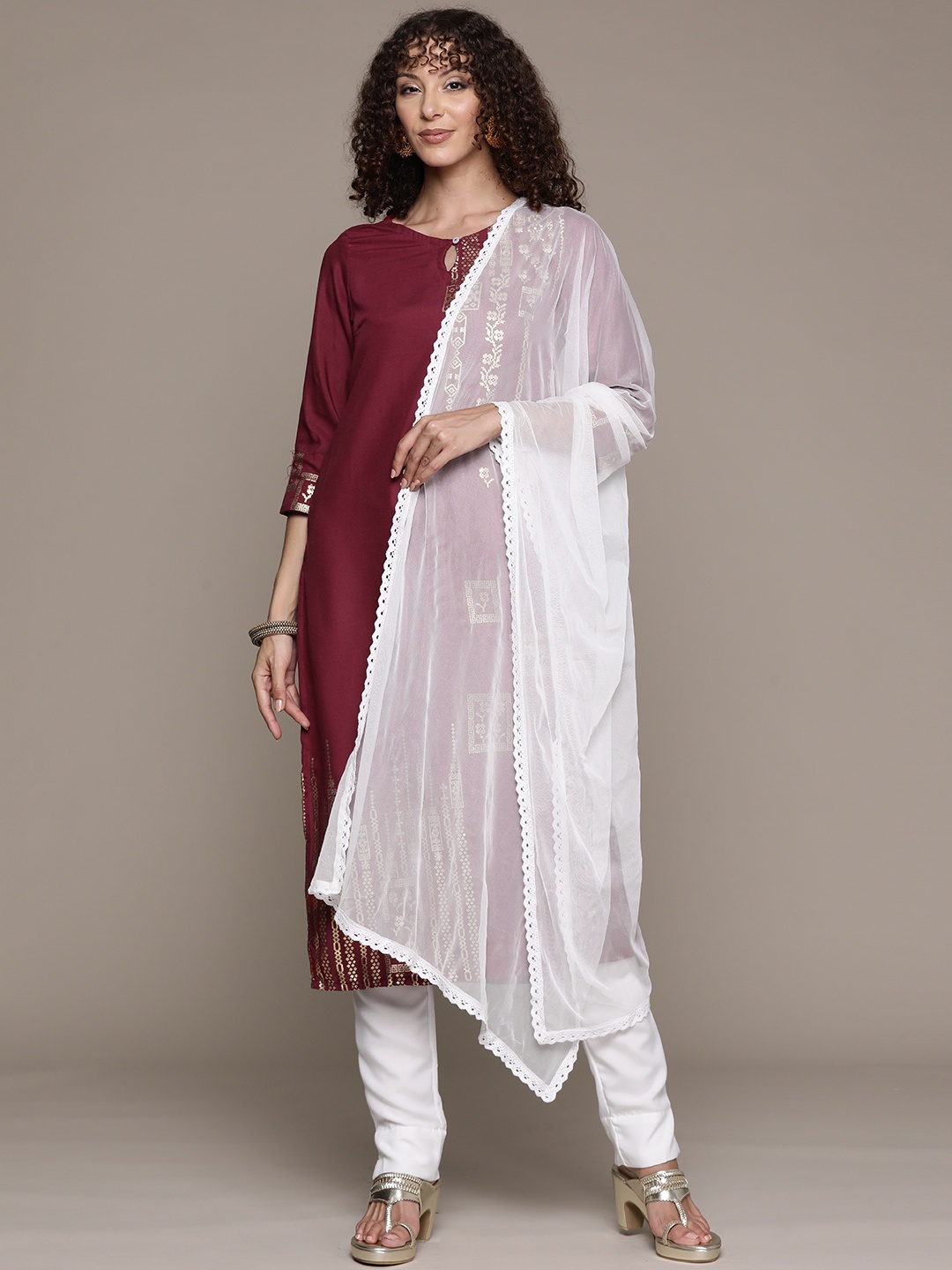 

ZIYAA Women Printed Regular Kurta with Trousers & Dupatta, Maroon
