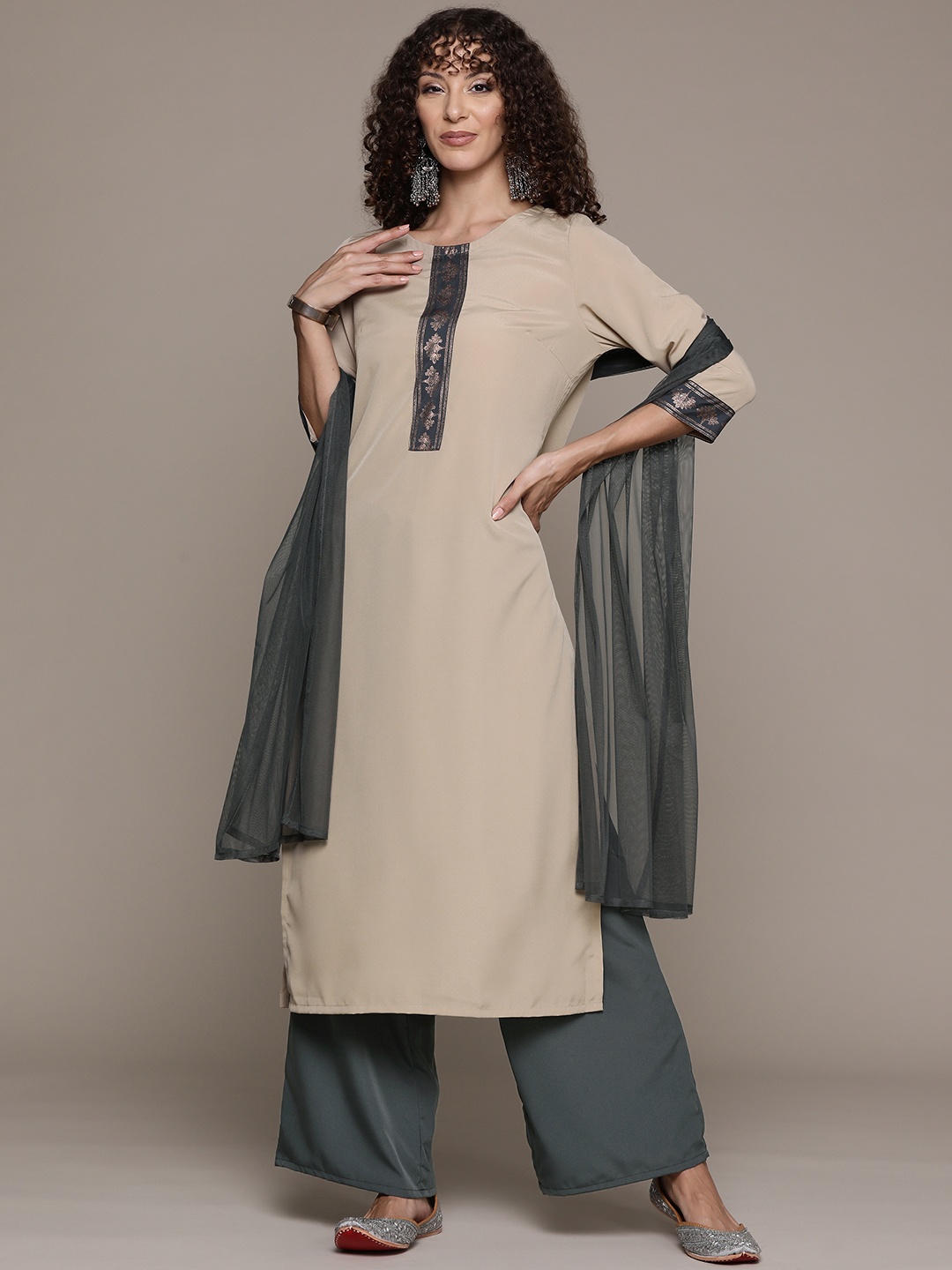 

ZIYAA Women Floral Printed Regular Kurta with Palazzos & With Dupatta, Beige
