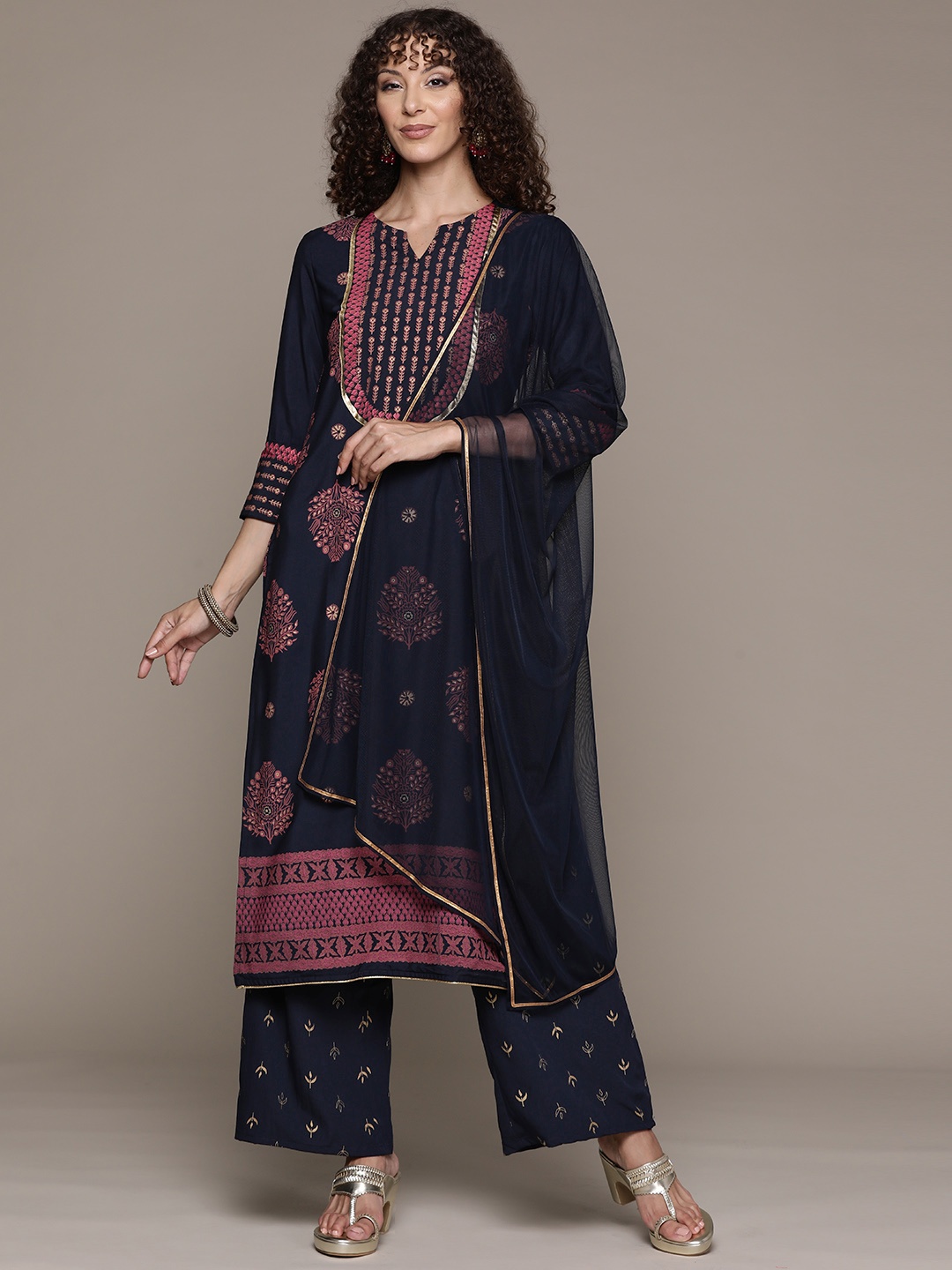 

ZIYAA Women Floral Printed Regular Gotta Patti Kurta with Palazzos & With Dupatta, Navy blue