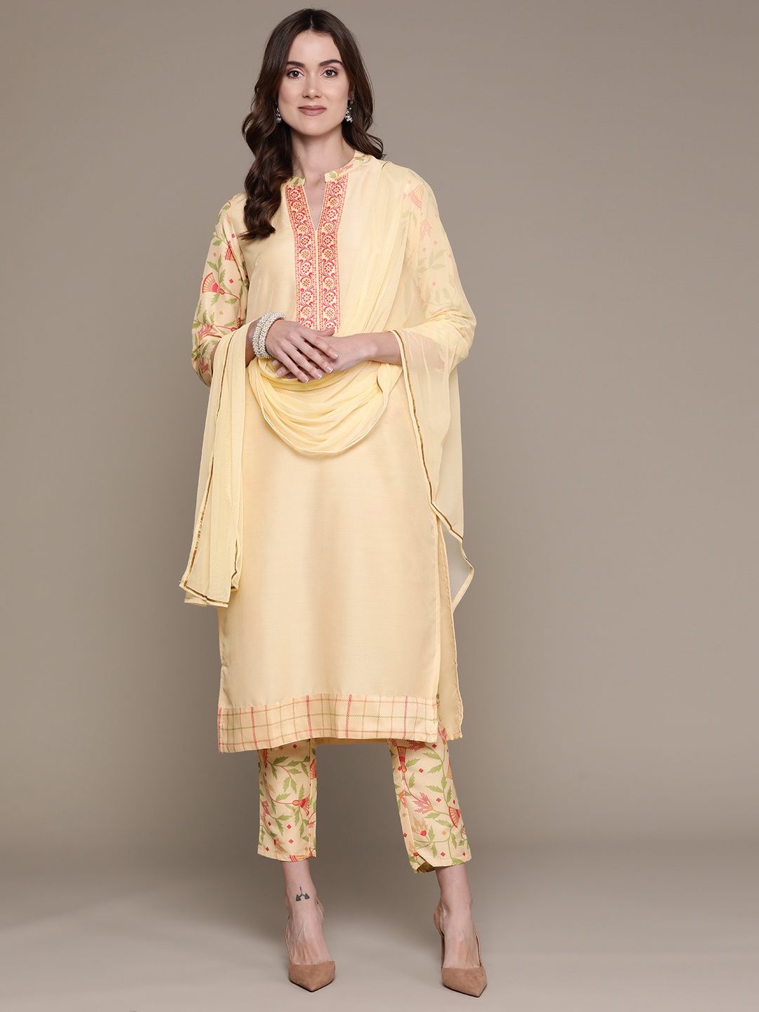 

ZIYAA Mandarin Collar Kurta with Trousers & With Dupatta, Cream