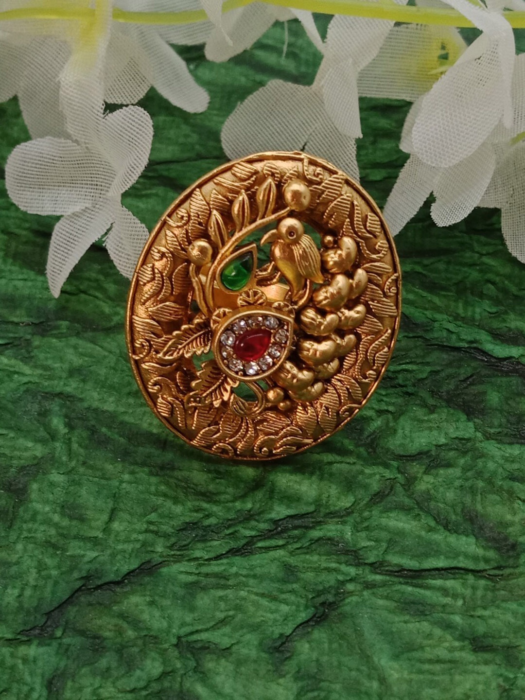 

AASHISH IMITATION Copper-Plated Kundan-Studded Adjustable Finger Ring