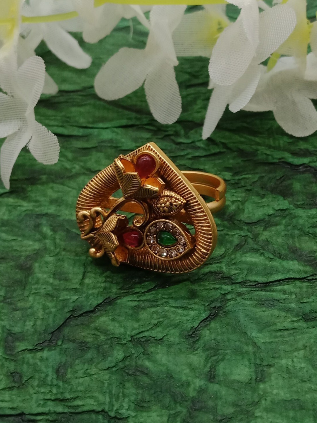 

AASHISH IMITATION Gold-Plated Kundan-Studded Adjustable Finger Ring