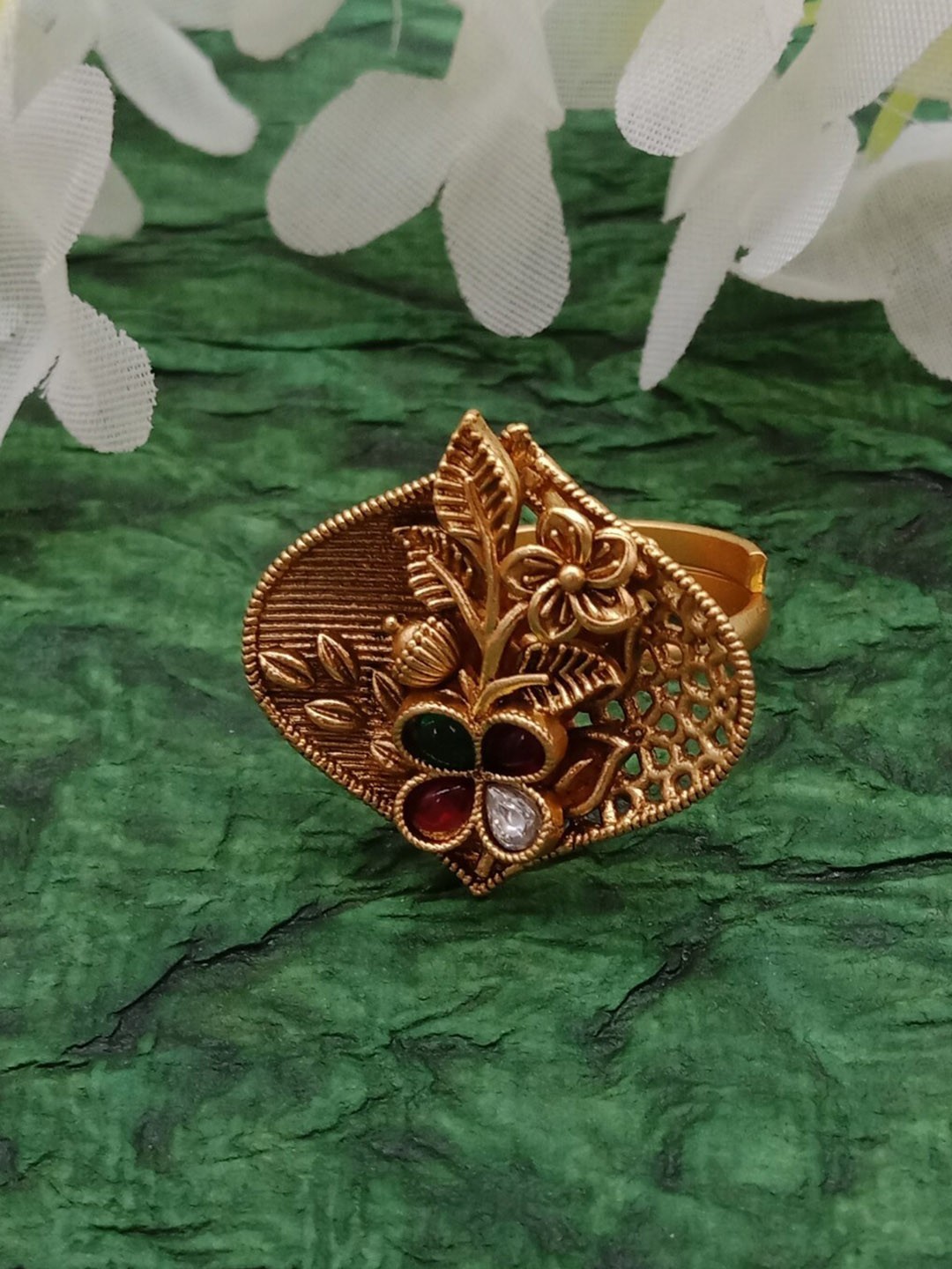 

AASHISH IMITATION Copper-Plated Kundan-Studded Adjustable Finger Ring