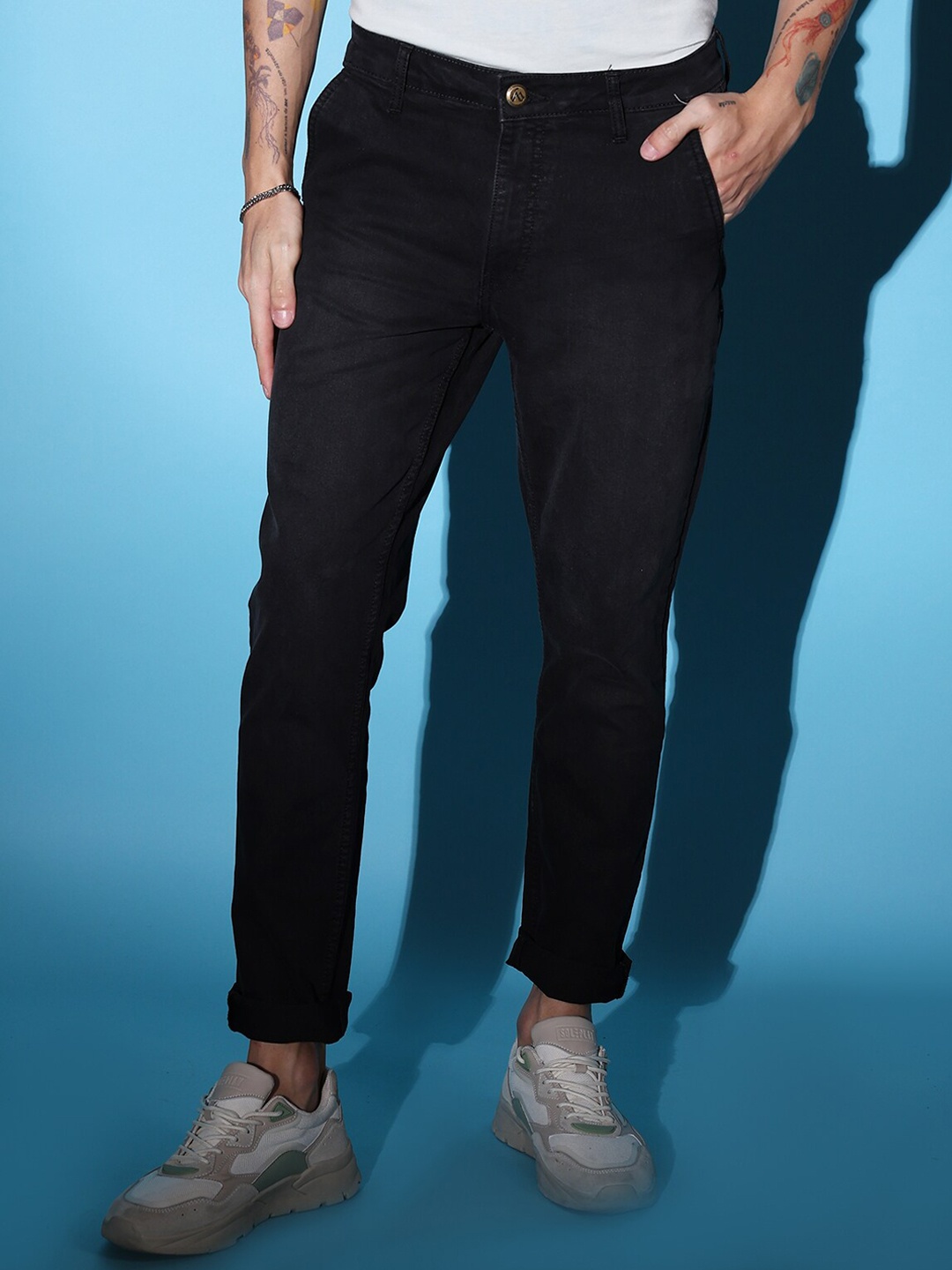 

The Indian Garage Co Men Mid-Rise Slim Fit Clean Look Jeans, Black