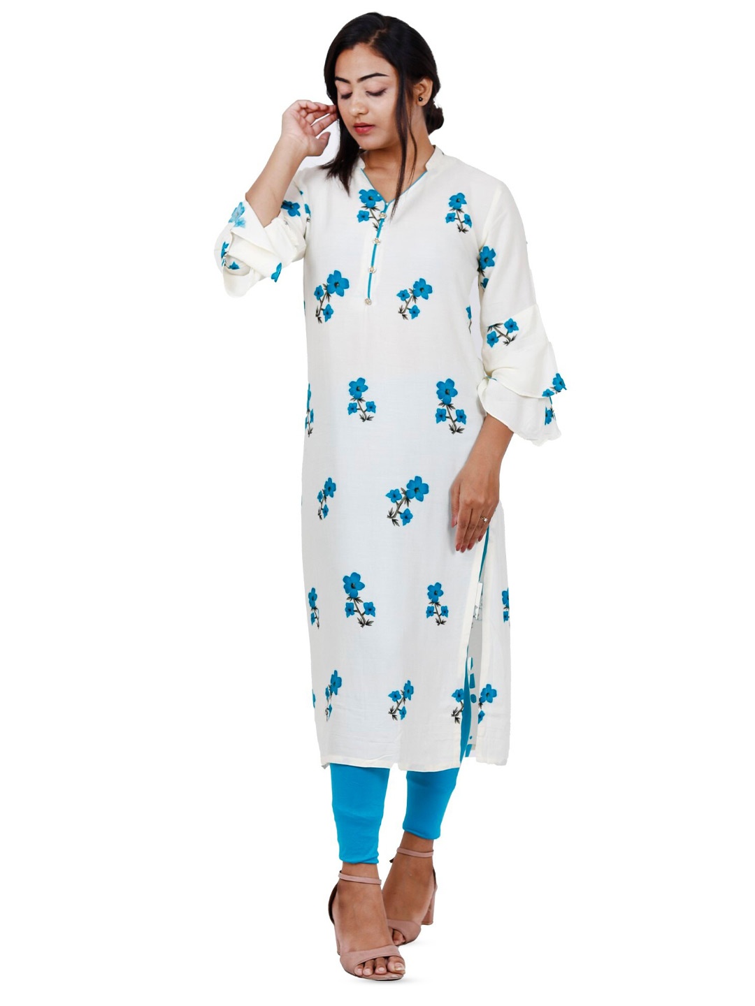 

NAVGYA Floral Printed V-Neck Straight Kurta, White