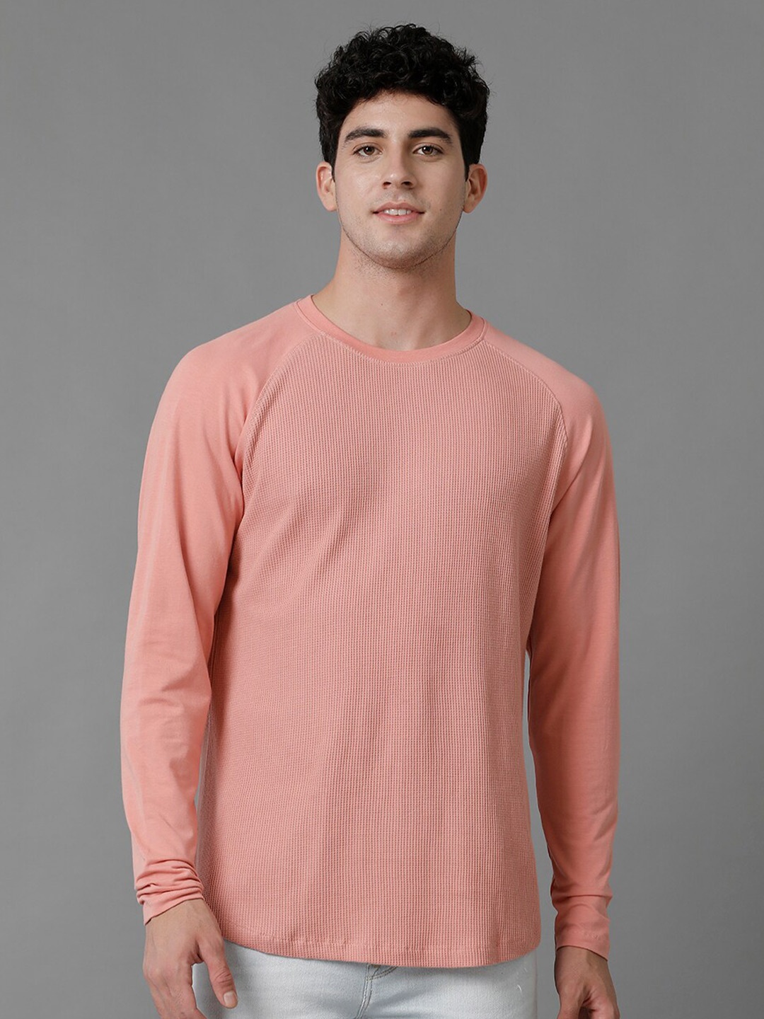 

Voi Jeans Men Pink T-shirt