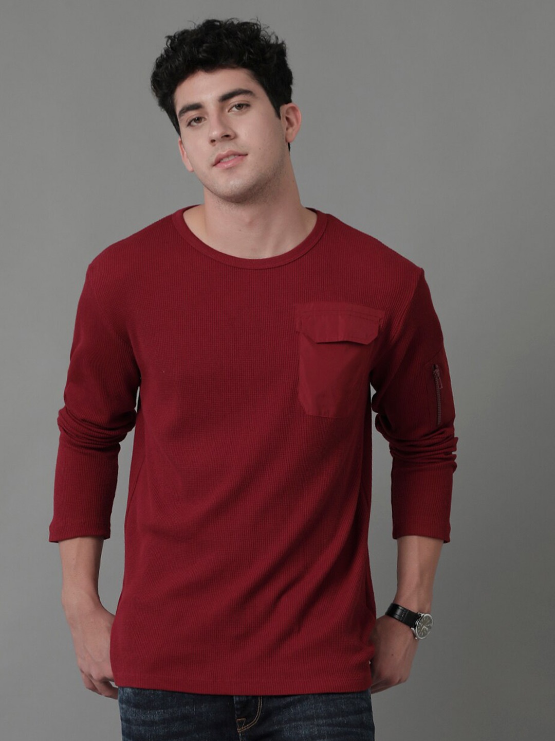 

Voi Jeans Men Maroon T-shirt