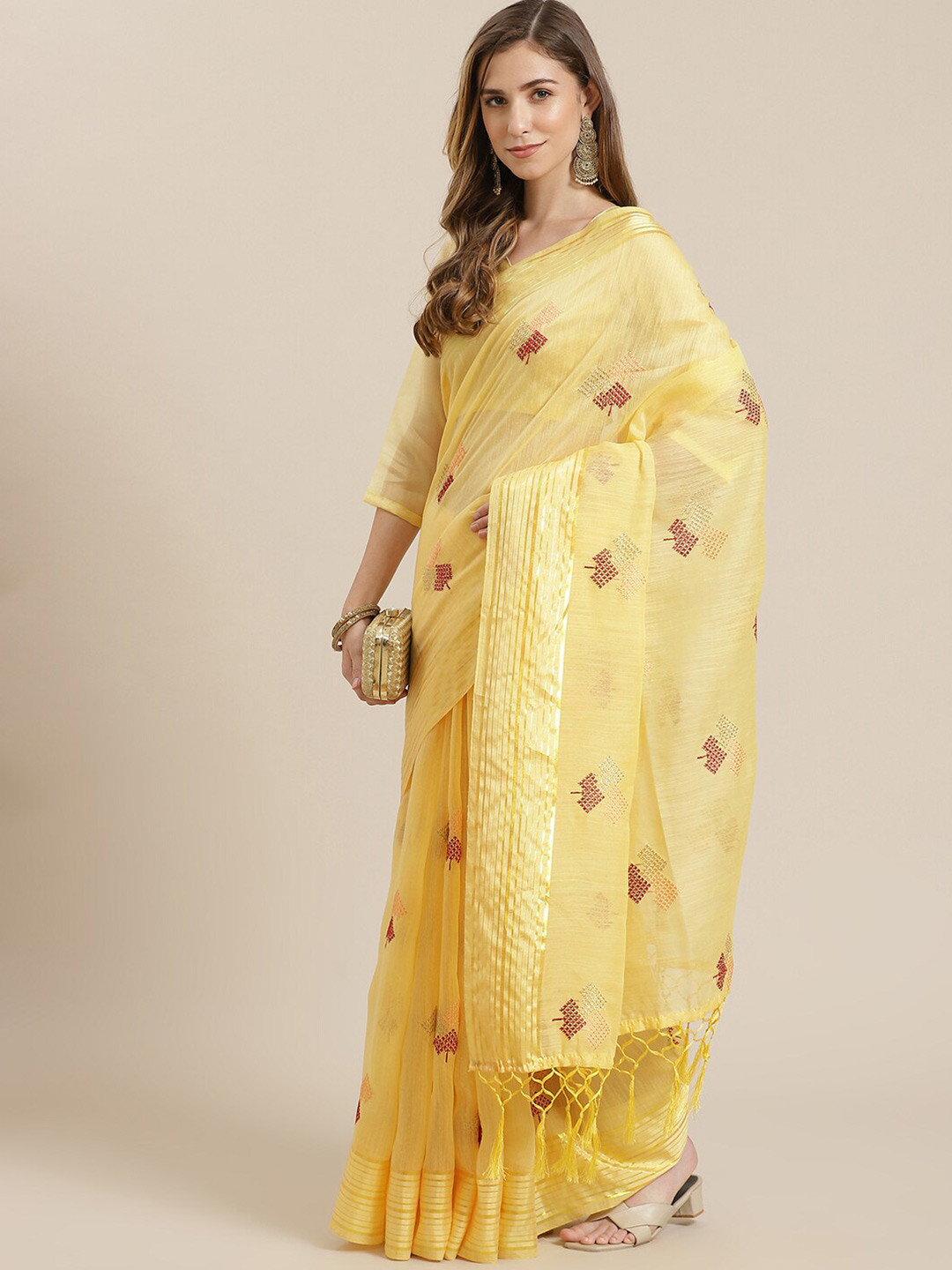 

MAHALASA Geometric Embroidered Pure Cotton Saree, Yellow