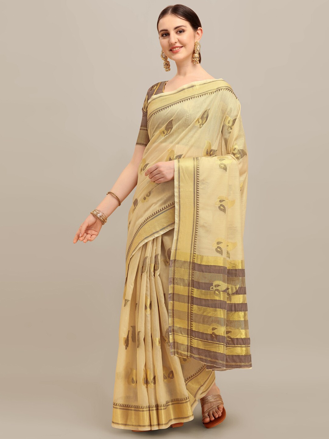 

MAHALASA Ethnic Motifs Woven Design Zari Saree, Cream