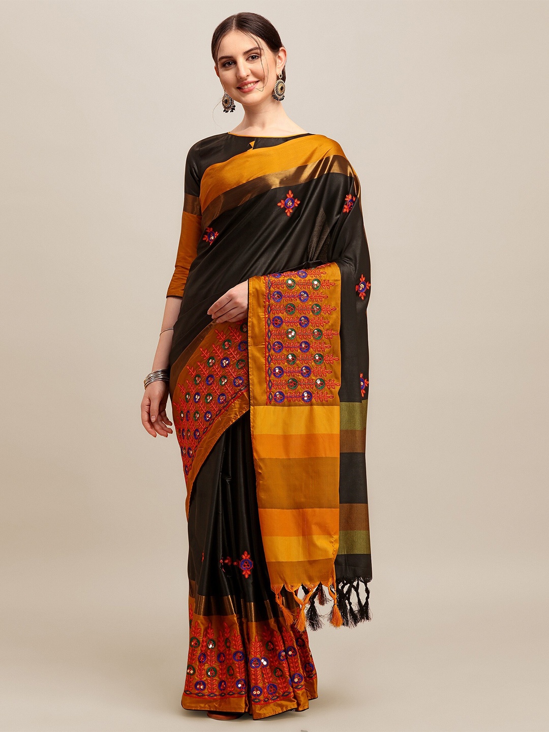 

MAHALASA Ethnic Motifs Embroidered Silk Cotton Saree, Black