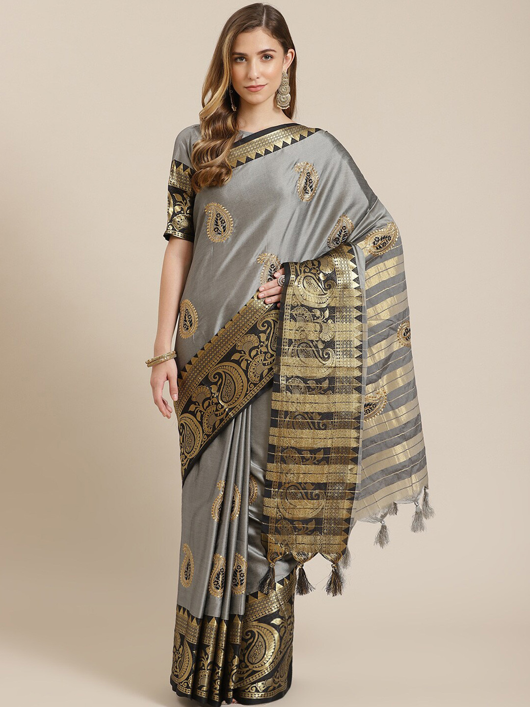 

MAHALASA Ethnic Motifs Embroidered Zari Saree, Grey