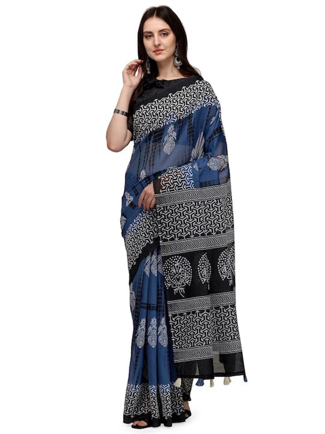 

MAHALASA Ethnic Motifs Printed Saree, Blue