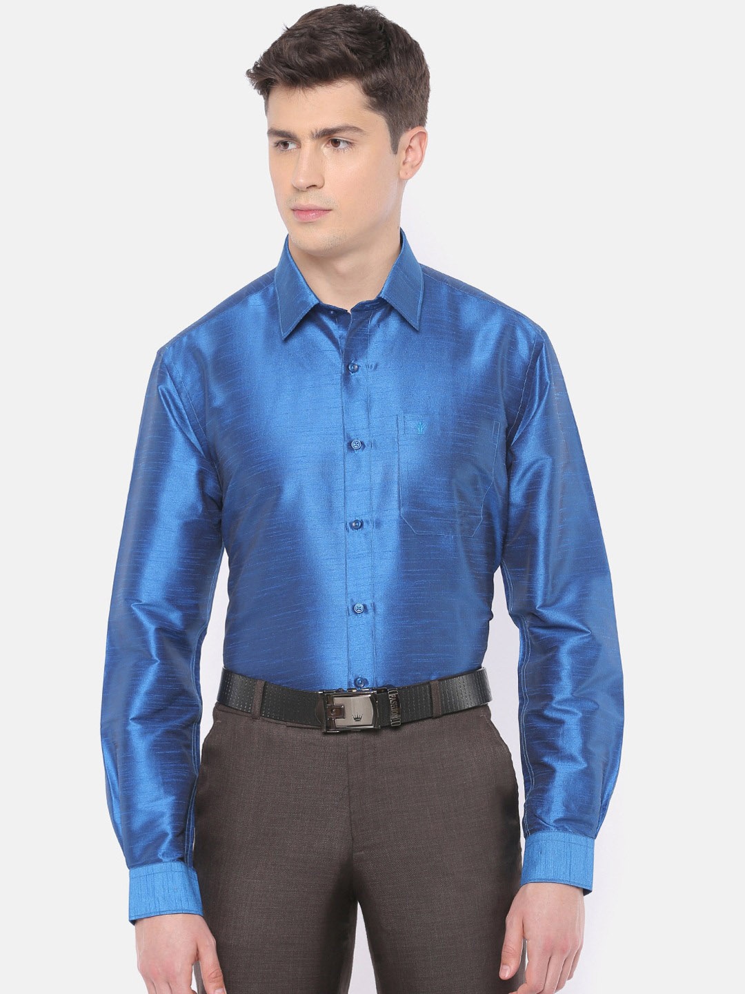 

Ramraj Standard Slim Fit Self Design Formal Shirt, Blue