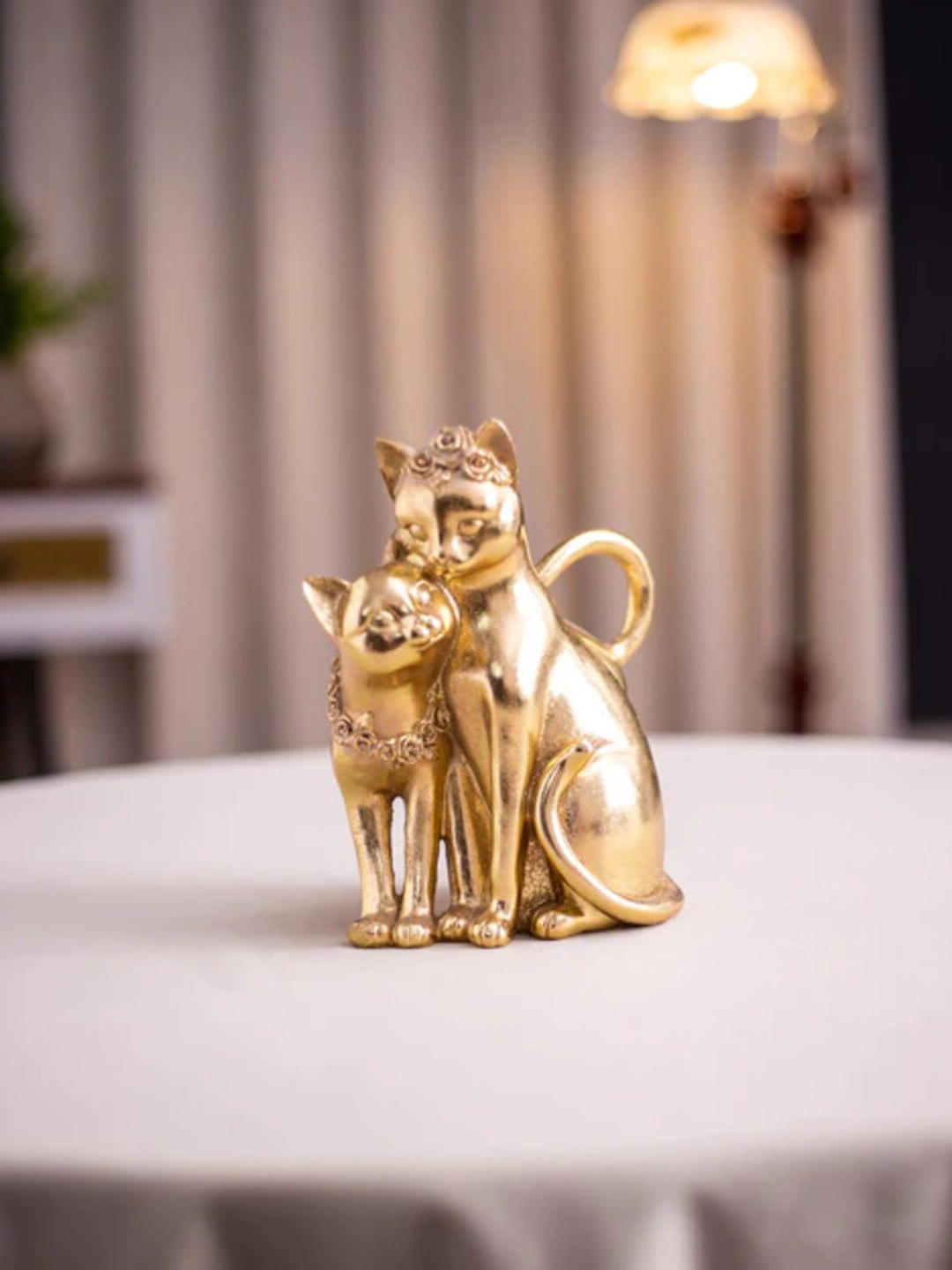 

THEDECORKART Gold Toned Textured Cat Ceramic Medium Figurine Showpiece