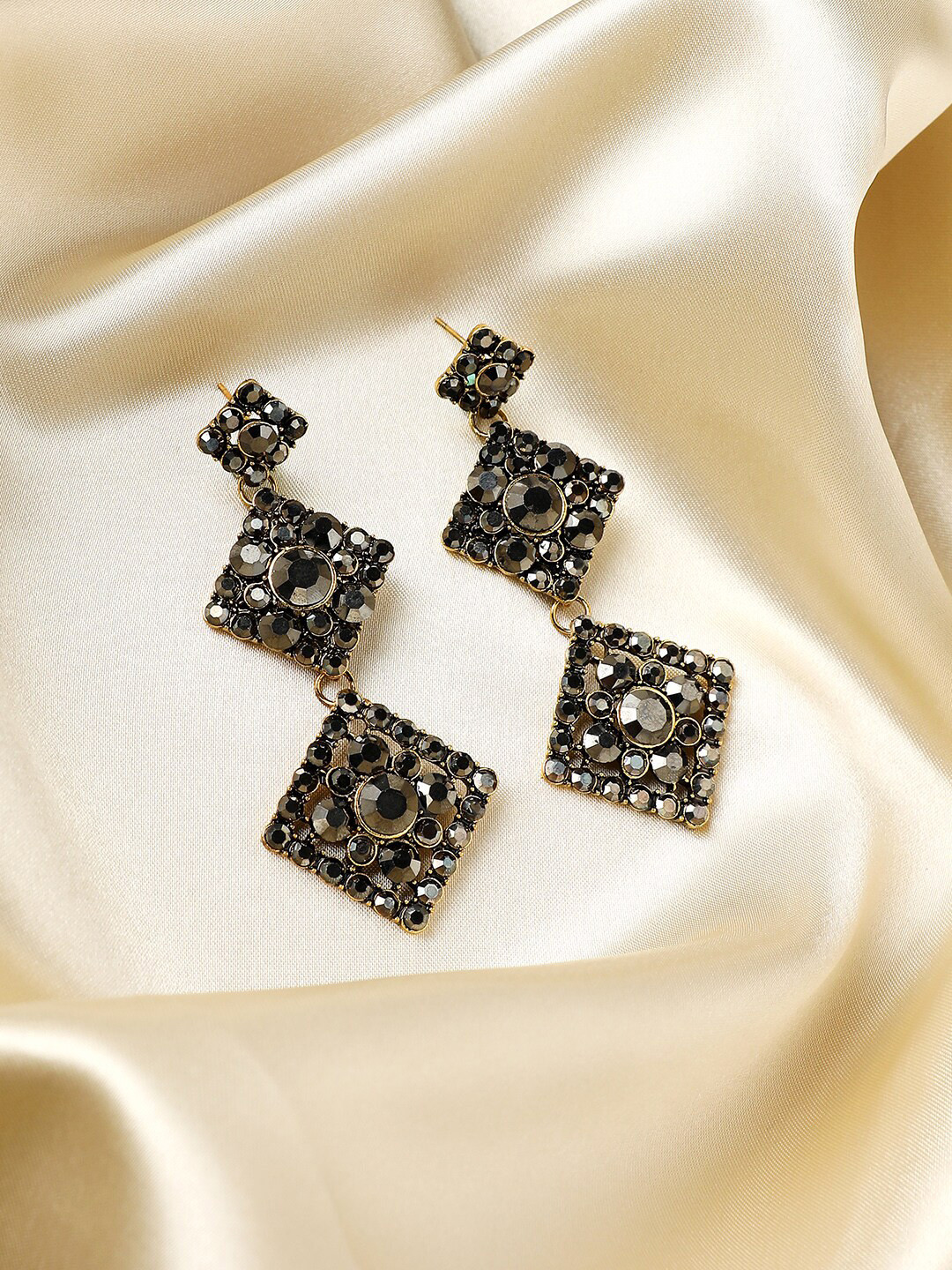 

SOHI Silver-Plated Diamond Shaped Drop Earrings