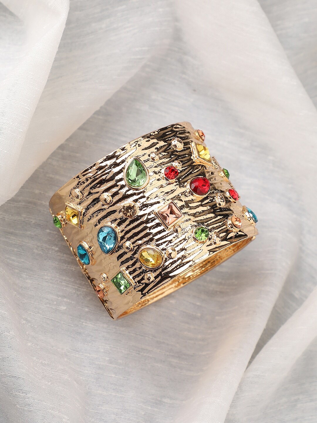 

SOHI Gold-Plated Artificial Stones Studded Kada Bracelet