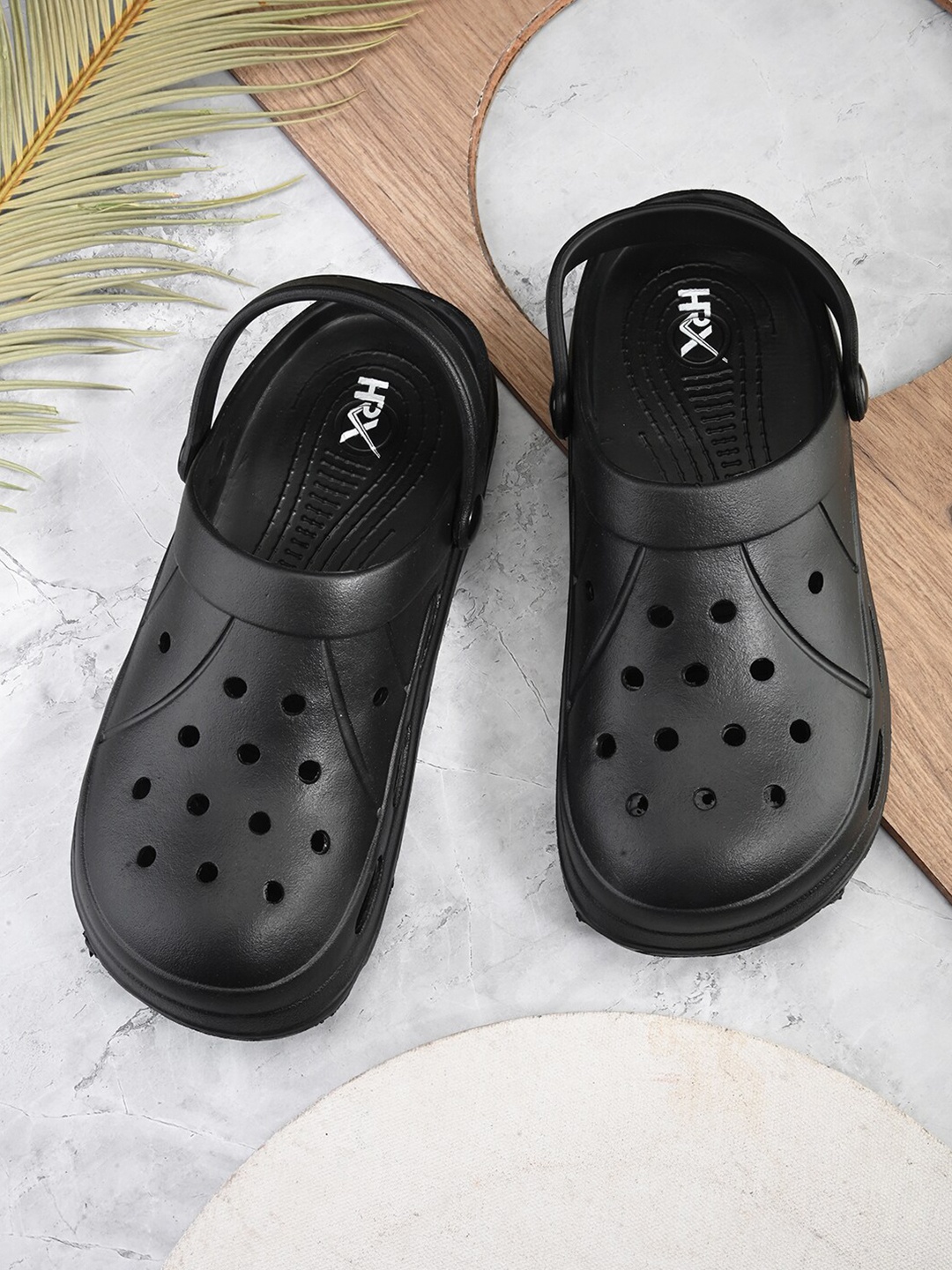 

HRX by Hrithik Roshan Women Black Self Design Rubber Clogs
