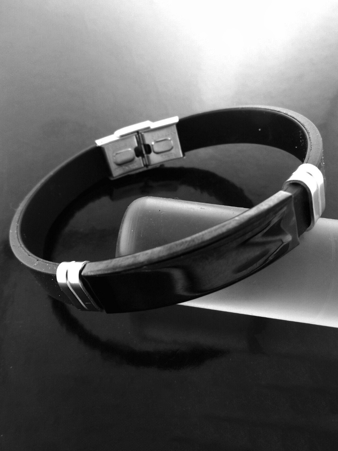 

WROGN Men Kada Bracelet, Black