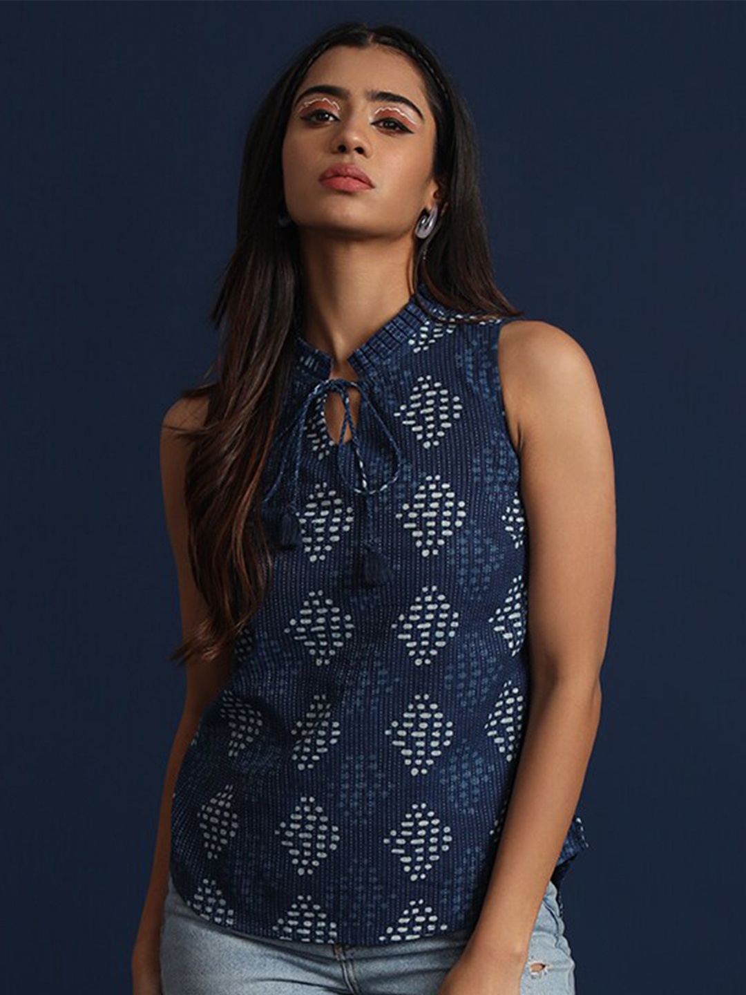 

Taavi Ethnic Motifs Printed Tie Up Neck Pure Cotton Tops, Blue