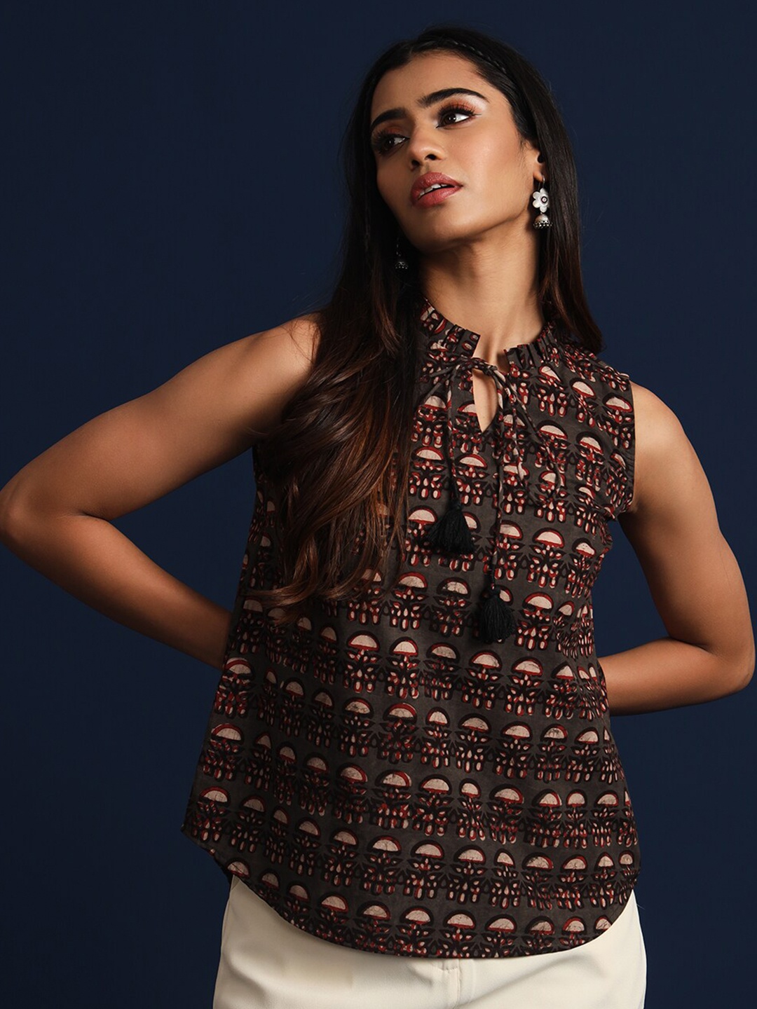 

Taavi Bagru Block Printed Tie-Up Neck High Low Pure Cotton Top, Brown
