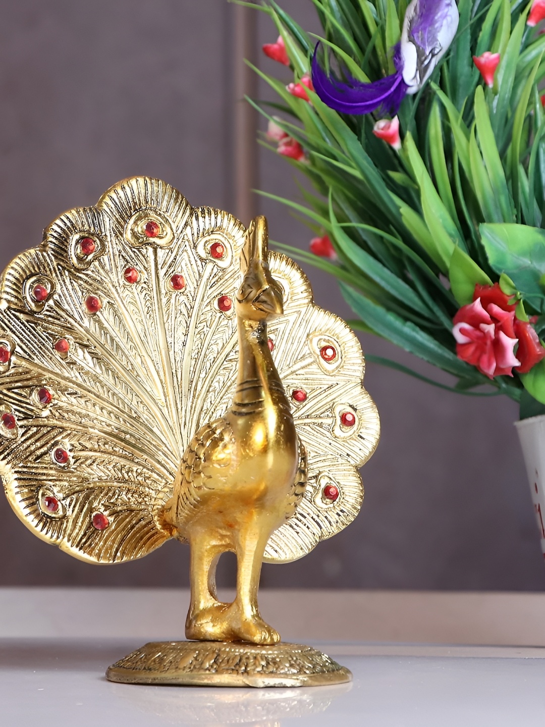 

Kridaykraft Gold-Toned Peacock Figurine Metal Showpiece