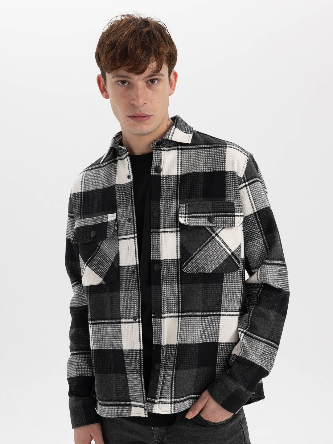 

DeFacto Tartan Checked Spread Collar Casual Shirt, Black