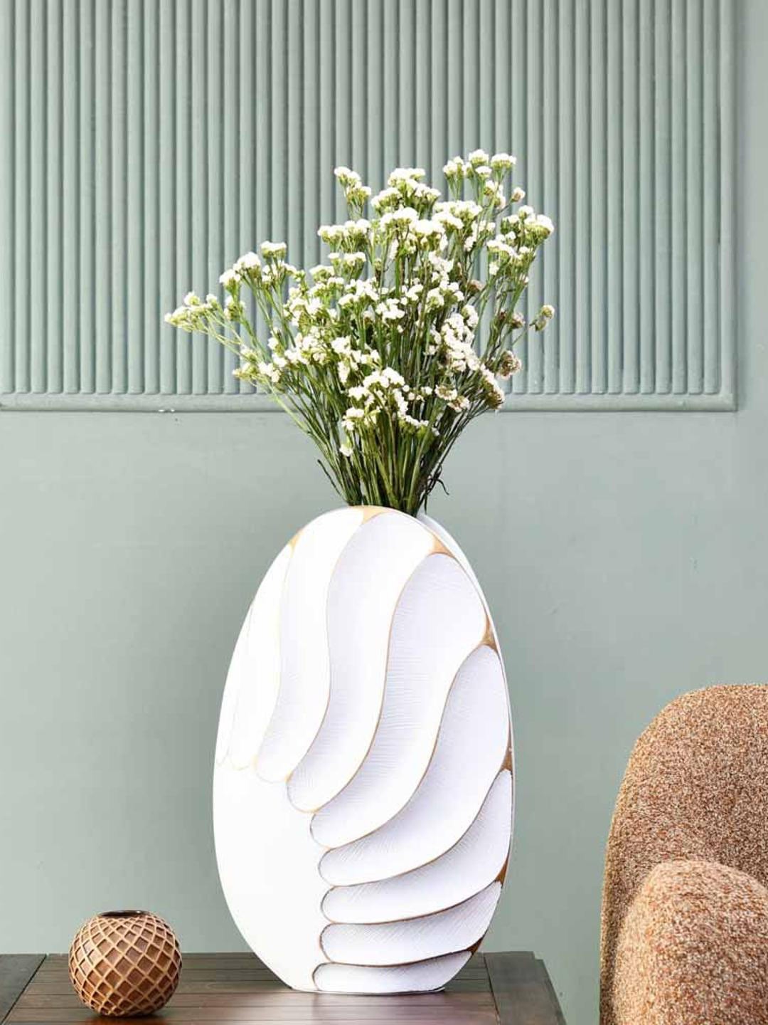 

Athome by Nilkamal White Textured Oval Vase