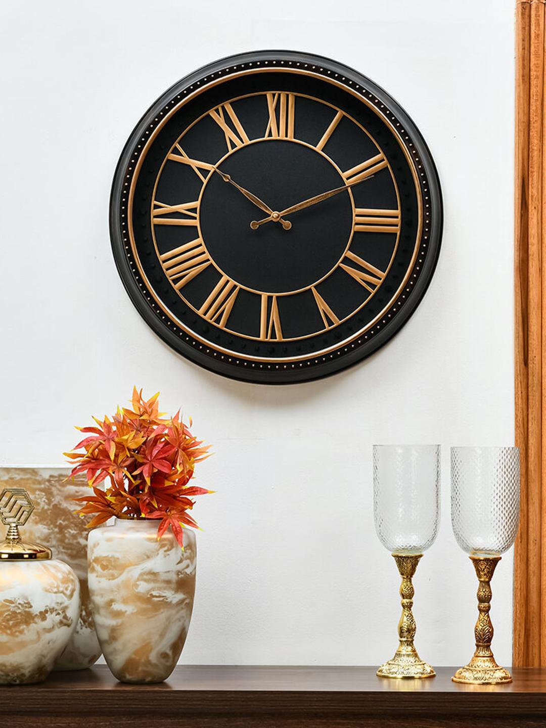 

Athome by Nilkamal Romania Antique Textured Round Contemporary Wall Clock, Black