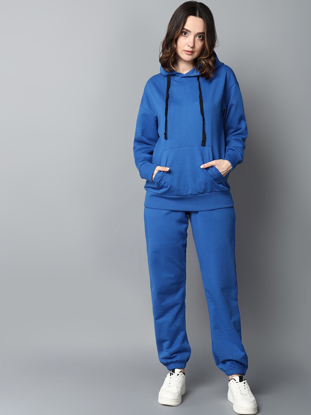 

The Roadster Lifestyle Co. Blue Graphic Printed Hooded Tracksuit