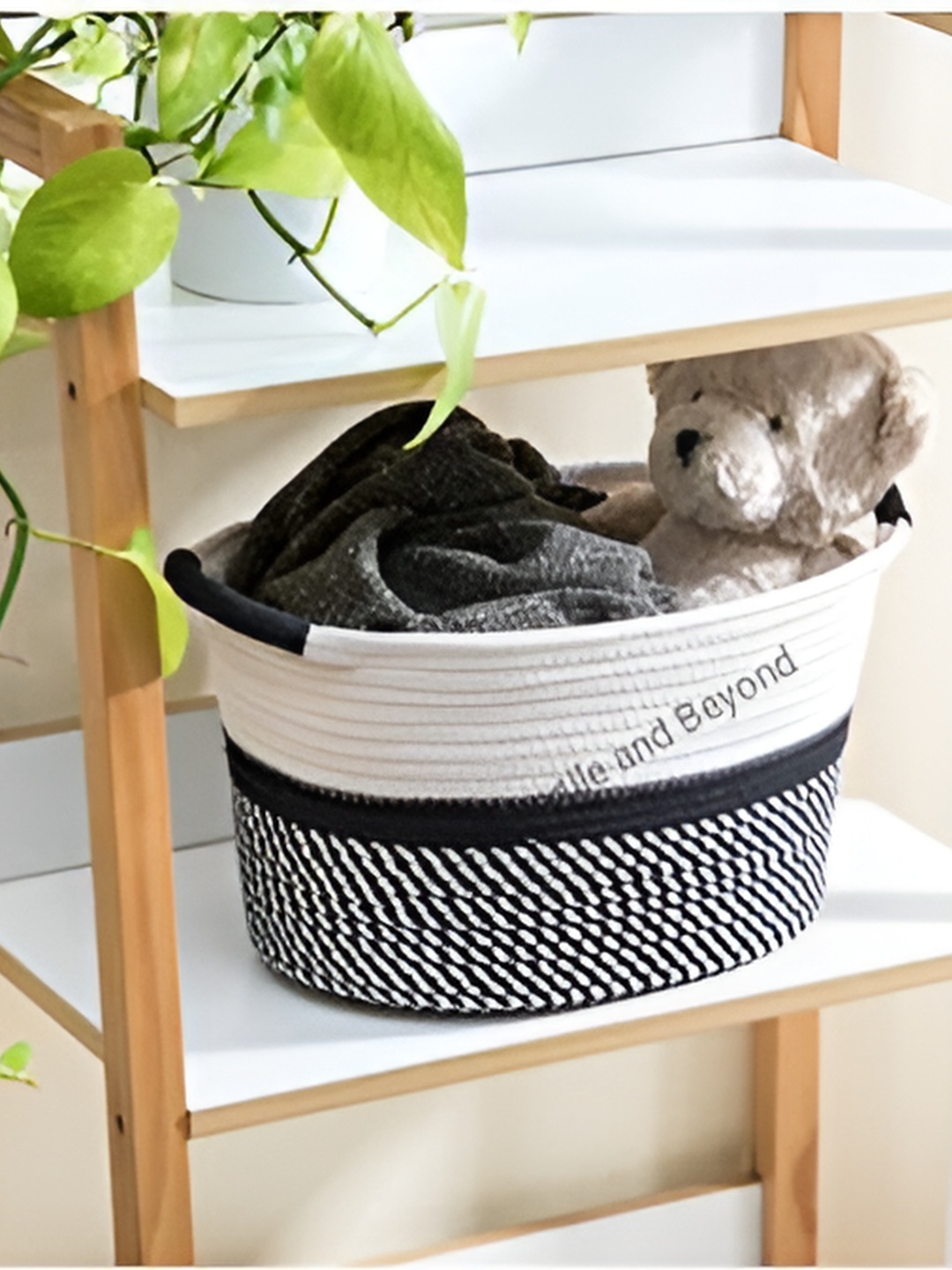 

Textile and Beyond Black & White Textured Cotton Laundry Bag
