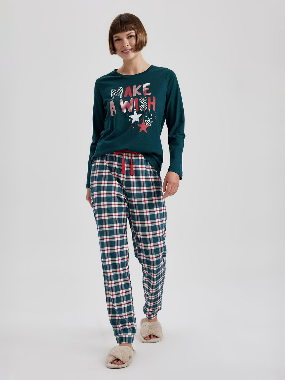 

DeFacto Typography Printed Pure Cotton T-Shirt With Checked Lounge Pants, Green