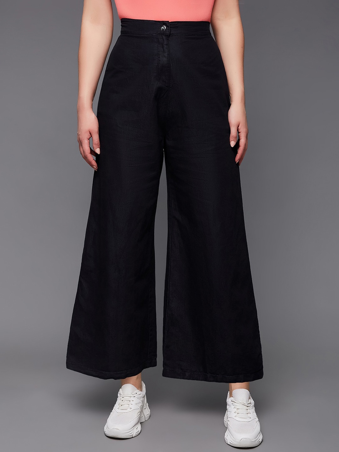 

Miss Chase Women Relaxed Fit High-Rise Cotton Jeans, Black