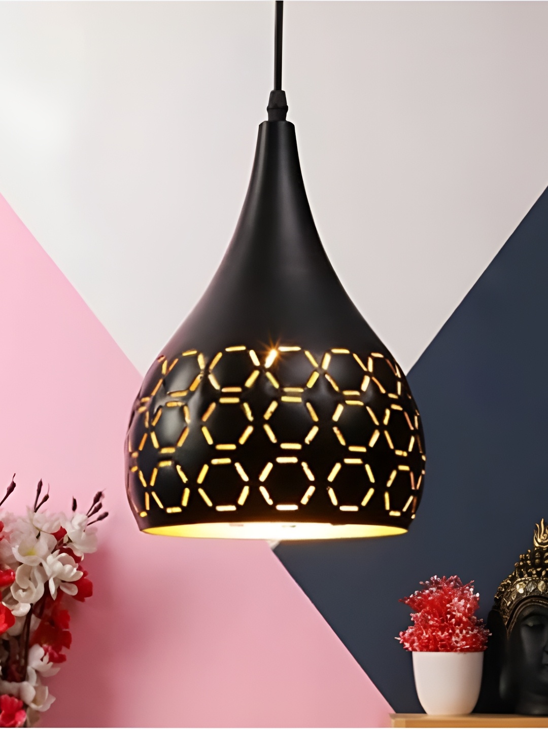 

GreyWings Black Textured Aluminium Bell Ceiling Lamp