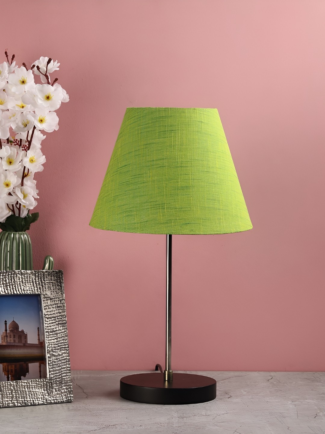 

BTR CRAFTS Green & Black Frustum Shaped Metal Table Lamp with Adjustable Cord